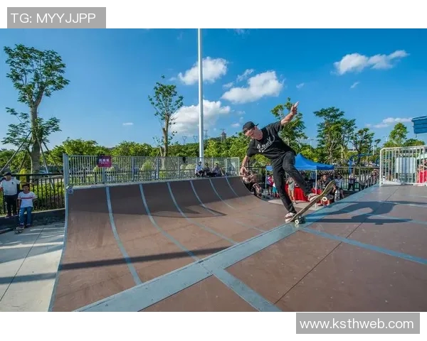 广州滑板队在极限运动嘉年华中的耐力表现引发热议与赞赏