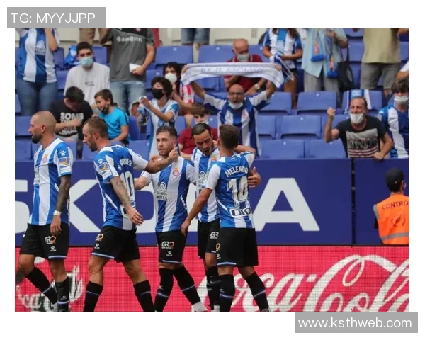 南京足球队以99分领跑大师赛积分榜展现强大实力和竞争优势 南京足球队以99分领跑大师赛积分榜展现强大实力和竞争优势